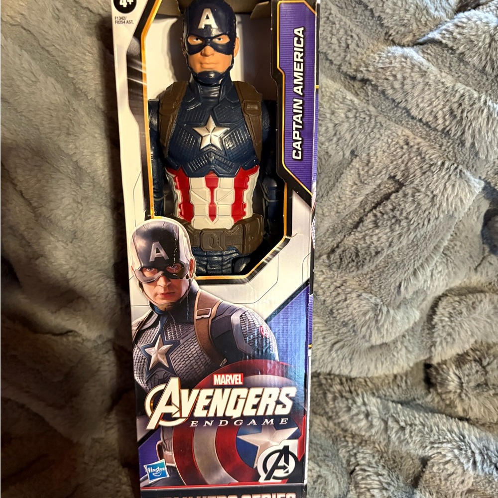 Marvel Avengers Endgame Captain America Figure - Red, Blue, White - Picture 3 of 3